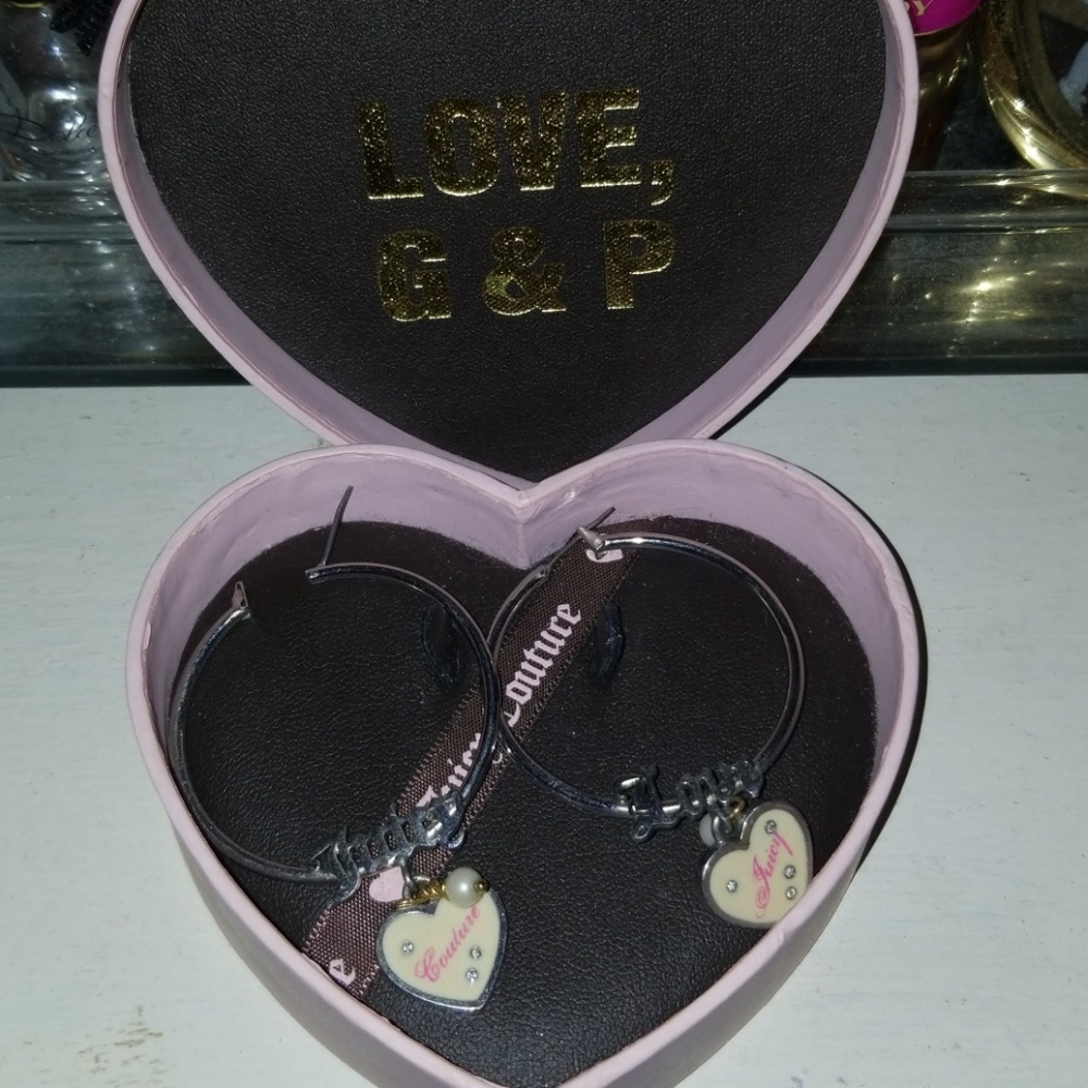 Juicy hoop earrings
